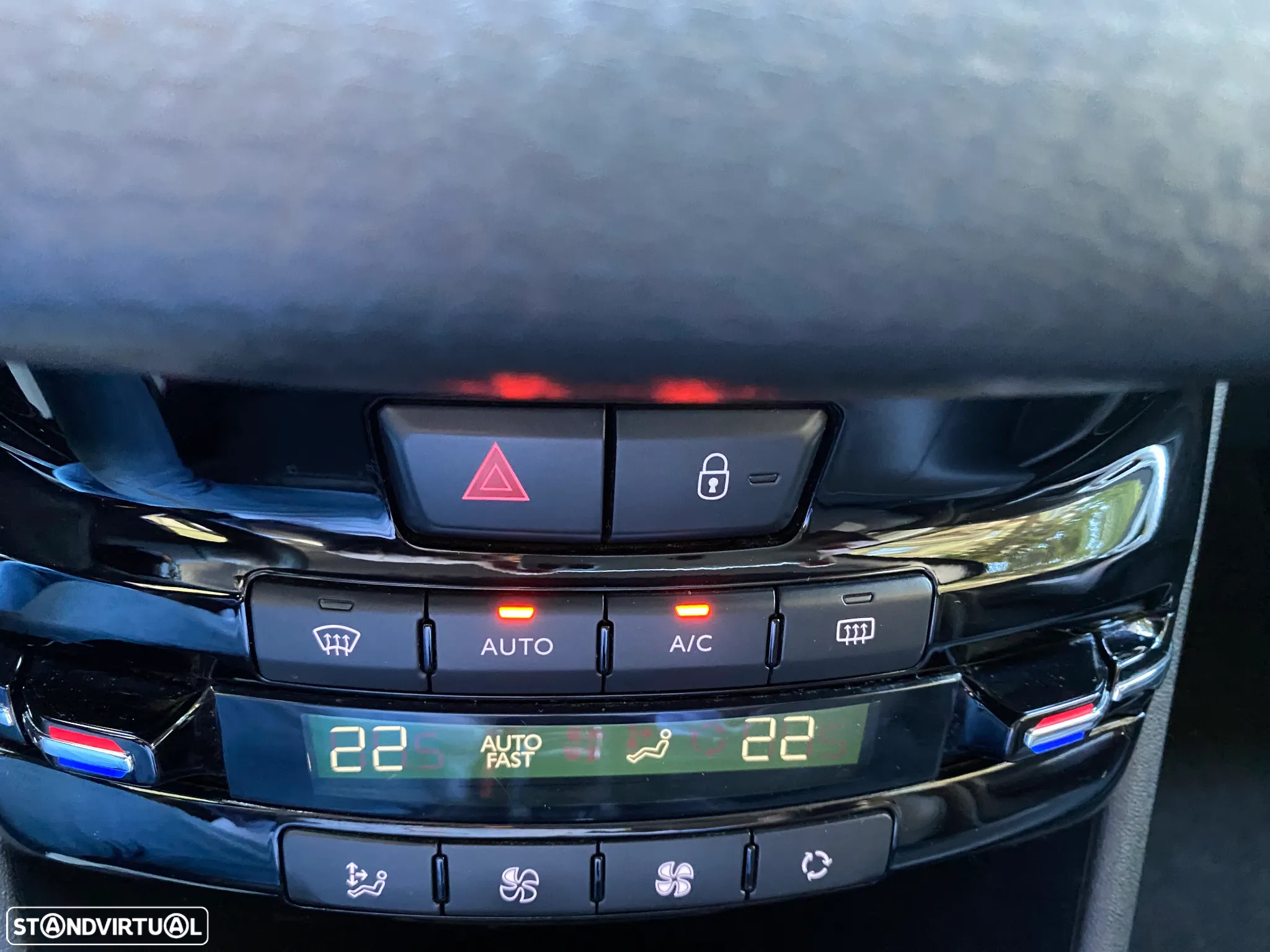 Peugeot 2008 1.5 BlueHDi Allure - 28