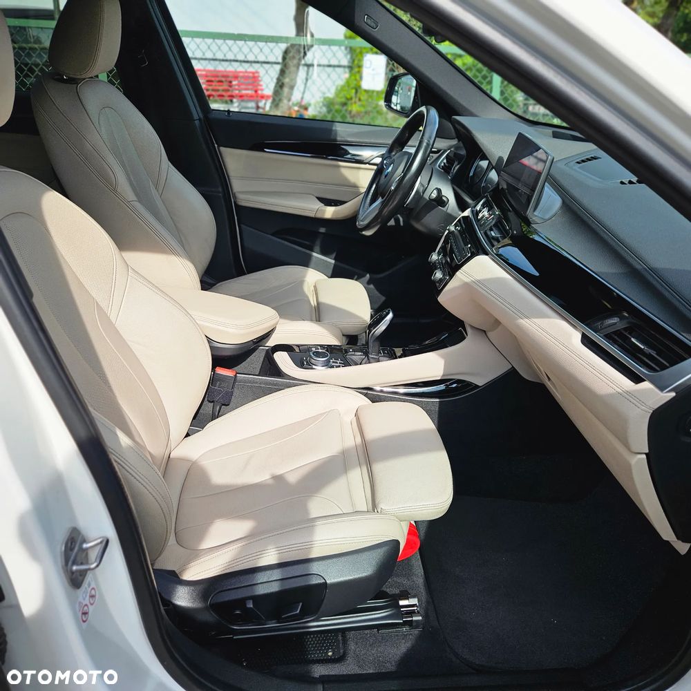 BMW X1 xDrive20i M Sport - 23