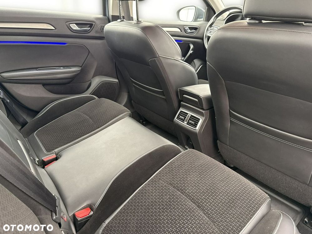 Renault Megane - 24