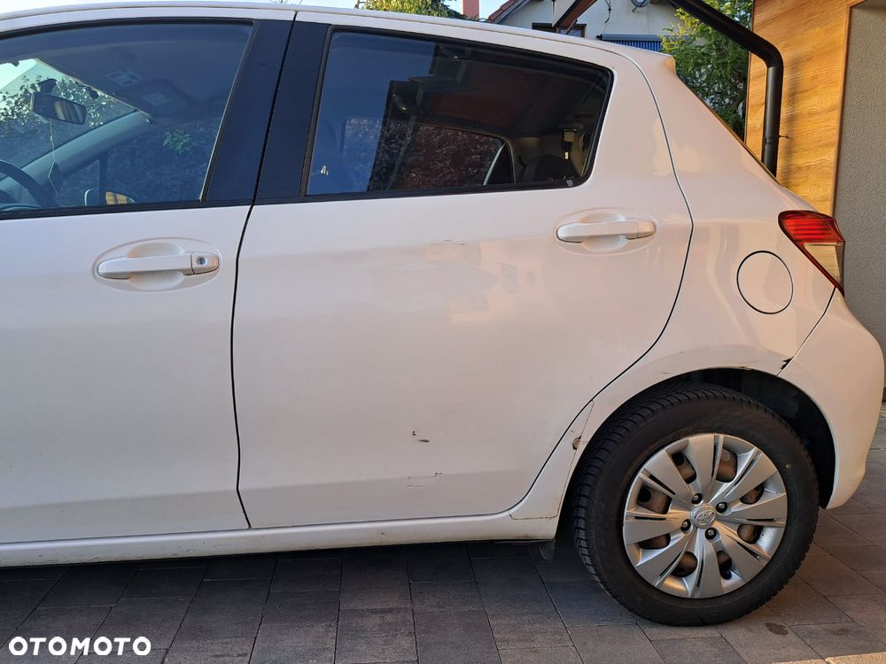 Toyota Yaris 1.0 Active - 5