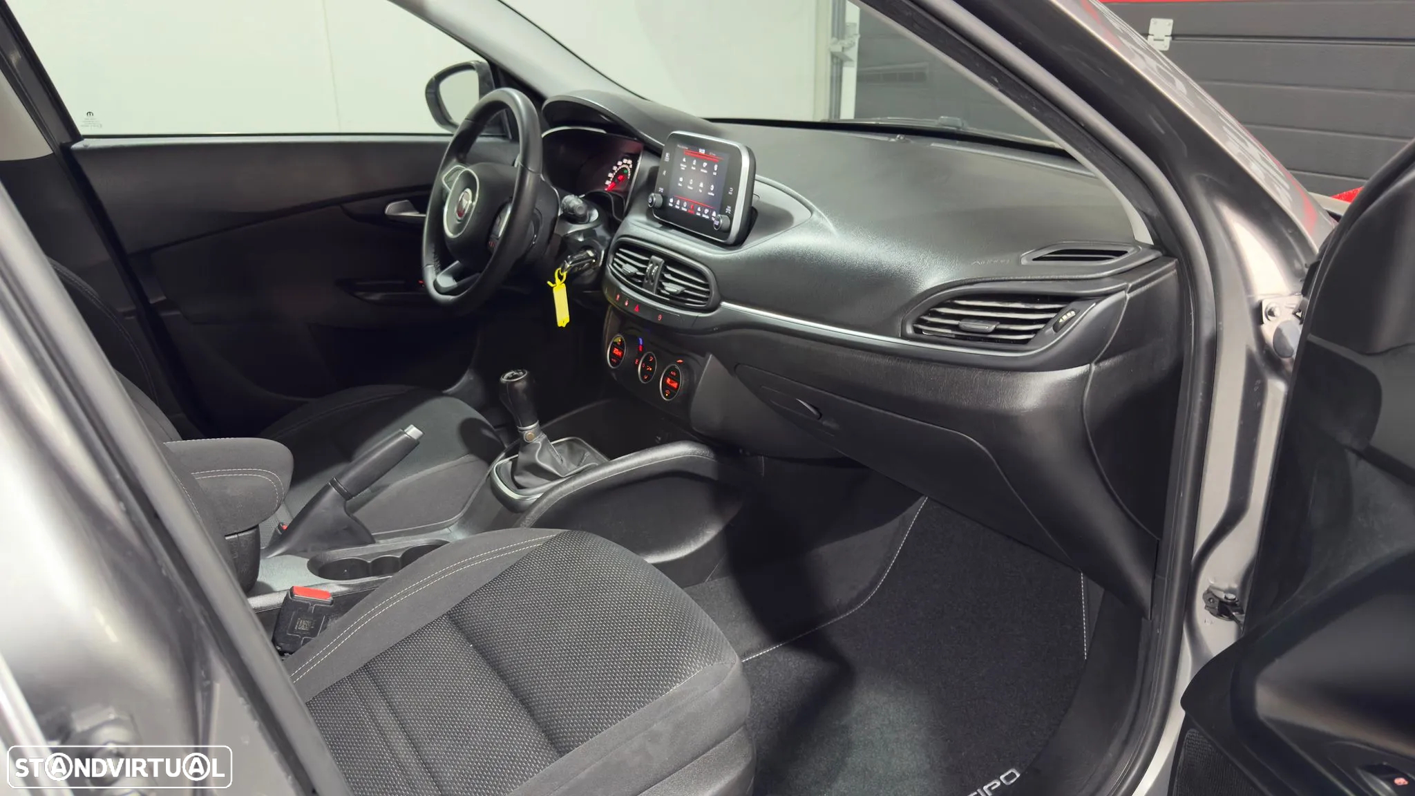 Fiat Tipo Station Wagon 1.3 M-Jet Lounge J17 - 14