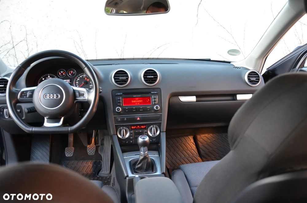 Audi A3 Sportback 2.0 TDI DPF Ambition - 35