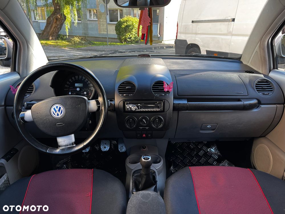 Volkswagen New Beetle 2.0 - 14