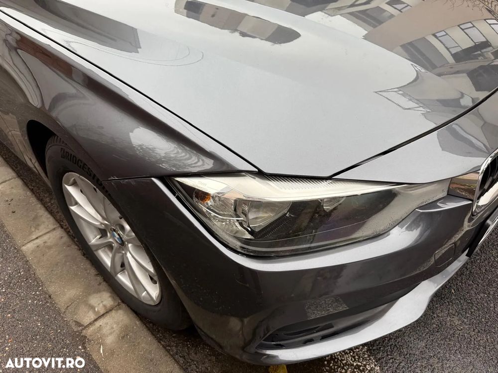 BMW Seria 3 320d EfficientDynamics Edition - 21