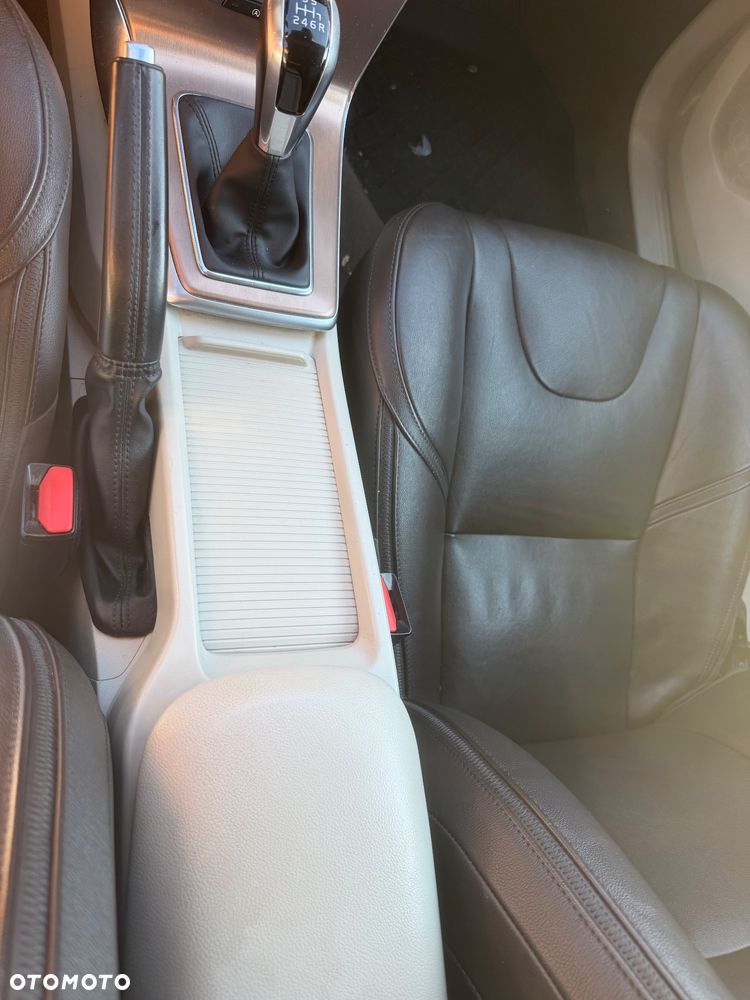 Volvo V40 T3 Drive-E Dynamic Edition - 12