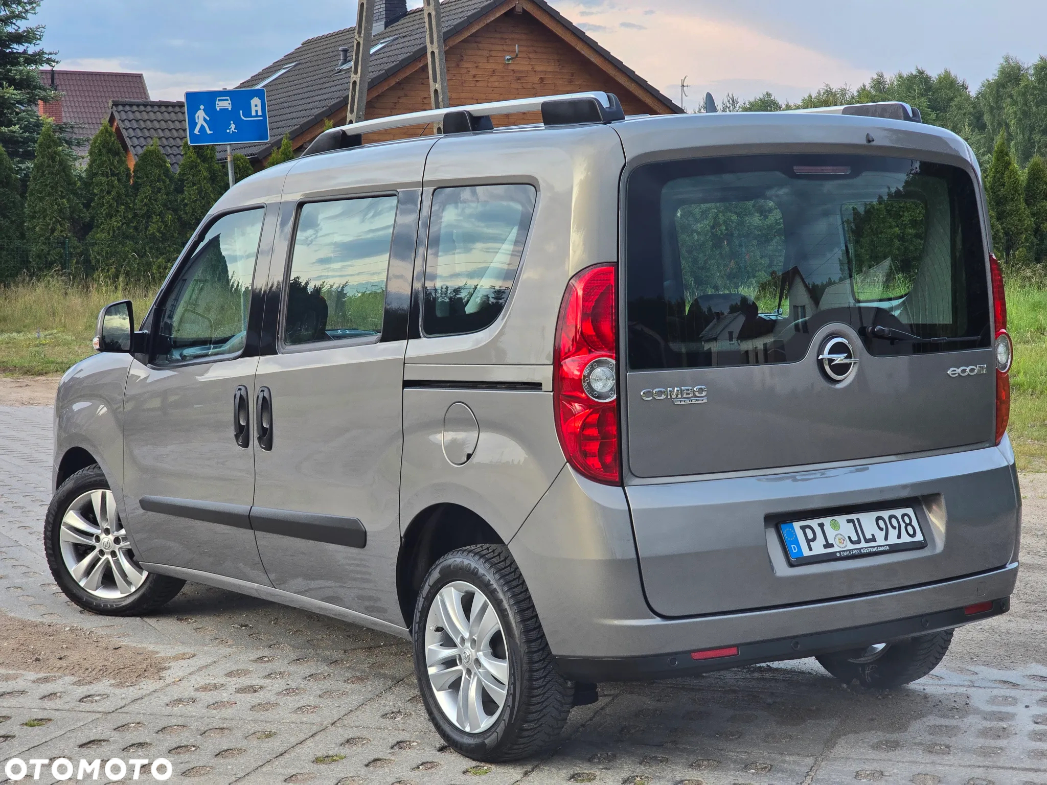 Opel Combo Tour 2.0 CDTI Cosmo - 15