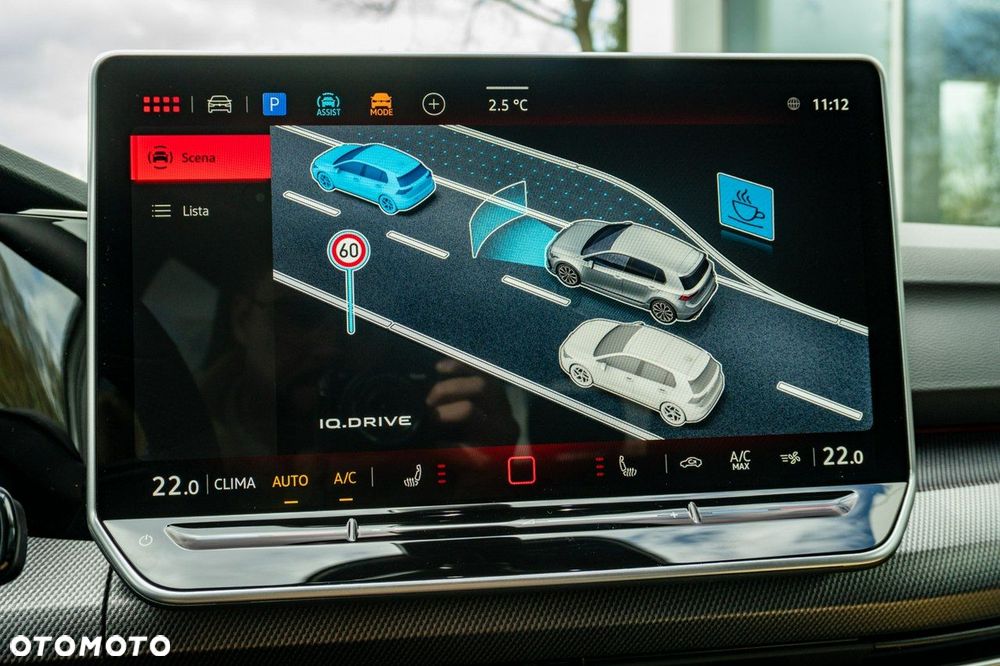 Volkswagen Golf - 34