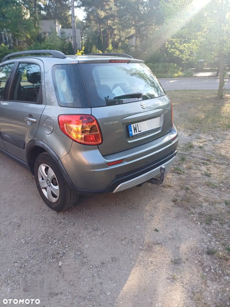 Suzuki SX4 1.6 VVT 4x4 Club - 8