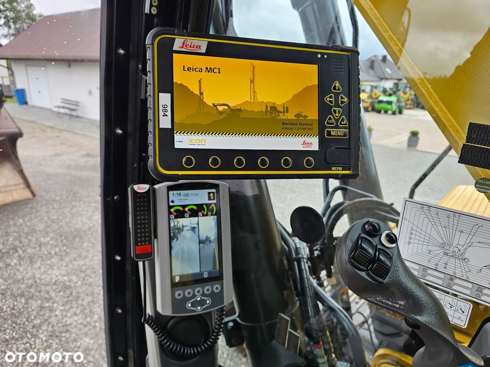 Caterpillar 330 FL - 36