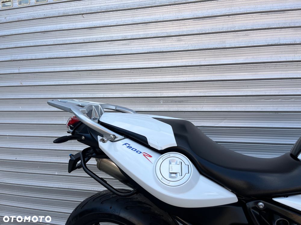 BMW F - 25