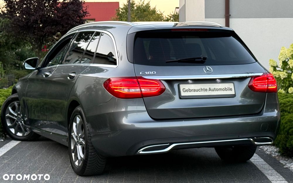 Mercedes-Benz Klasa C 180 9G-TRONIC - 27