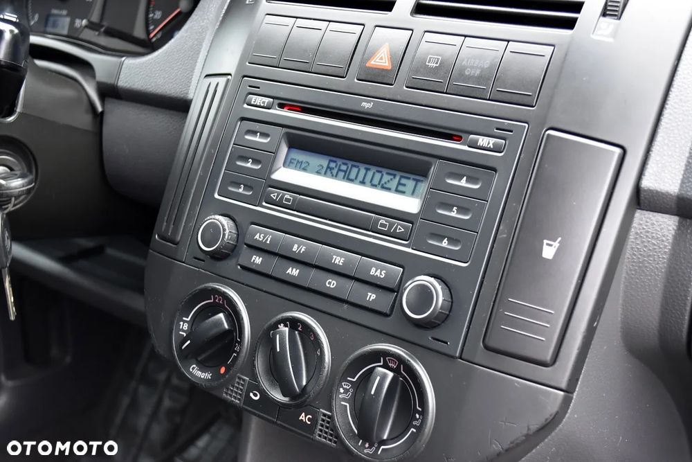 Volkswagen Polo 1.2 Comfortline - 24