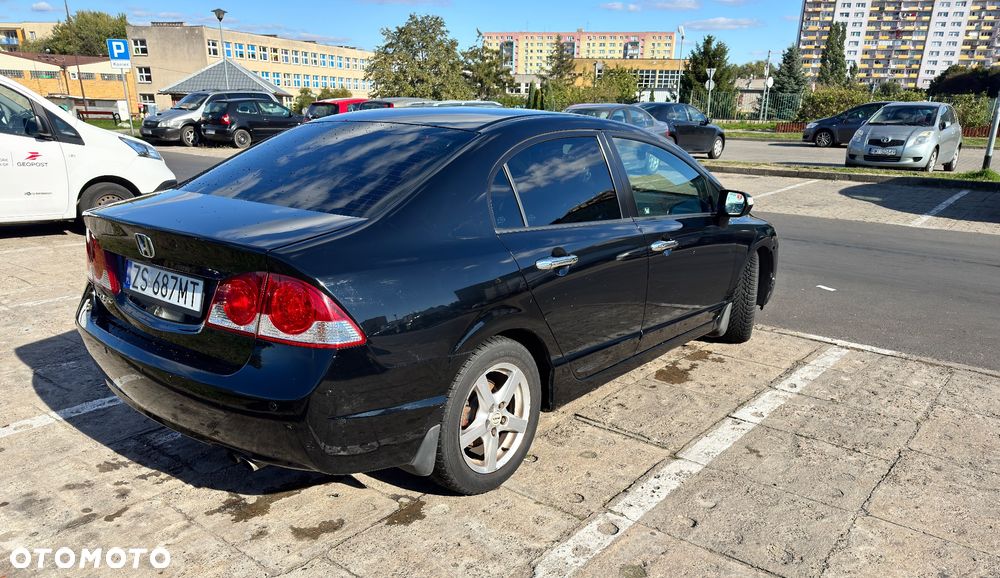 Honda Civic 1.8 Comfort - 6