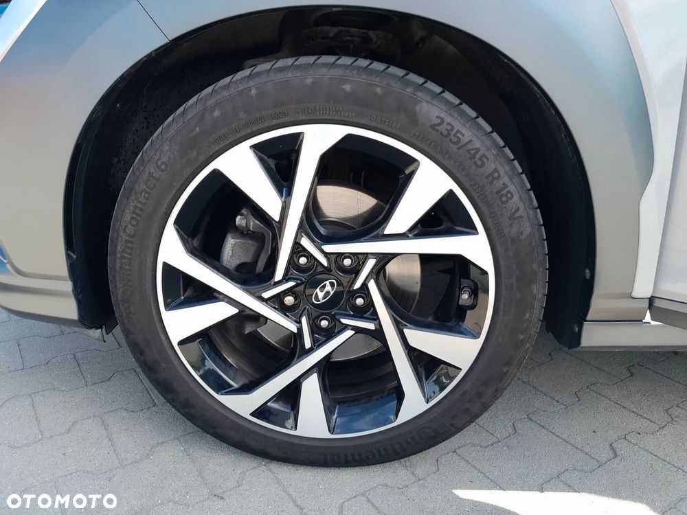 Hyundai Kona 1.6 T-GDI Premium 4WD DCT - 19
