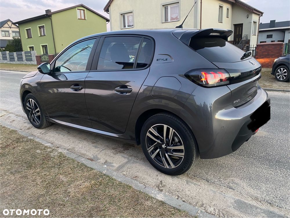 Peugeot 208 PureTech 100 EAT8 Active - 4