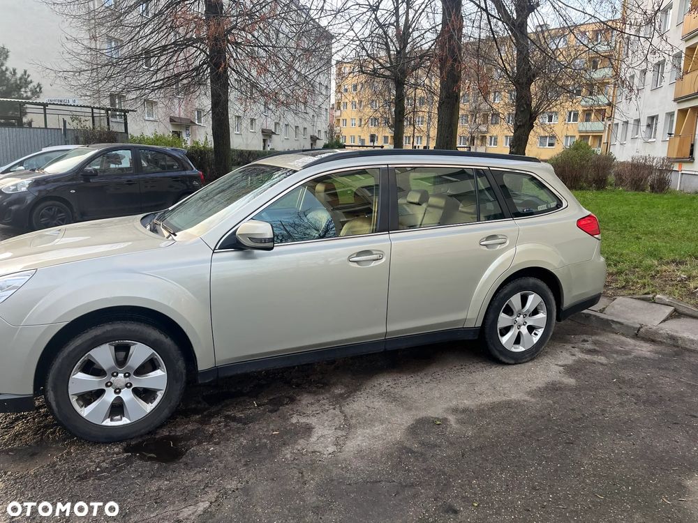 Subaru Legacy 2.0 D Comfort - 1