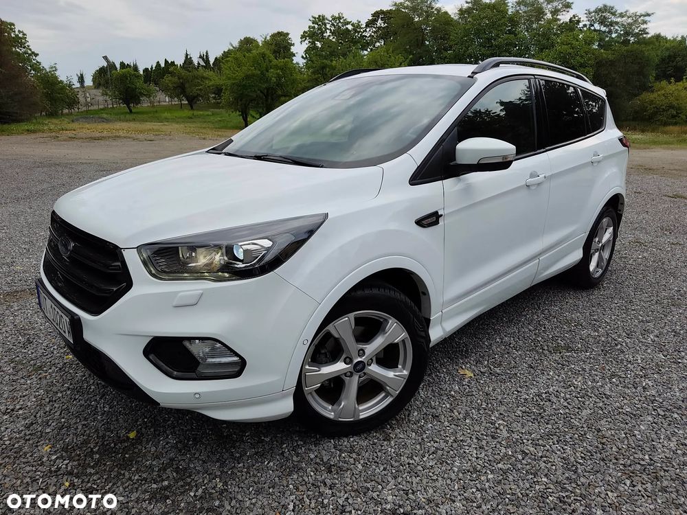 Ford Kuga 1.5 EcoBoost 2x4 ST-Line - 8