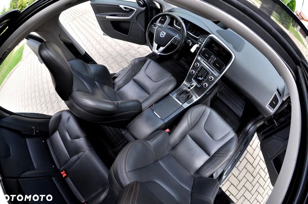 Volvo XC 60 - 21