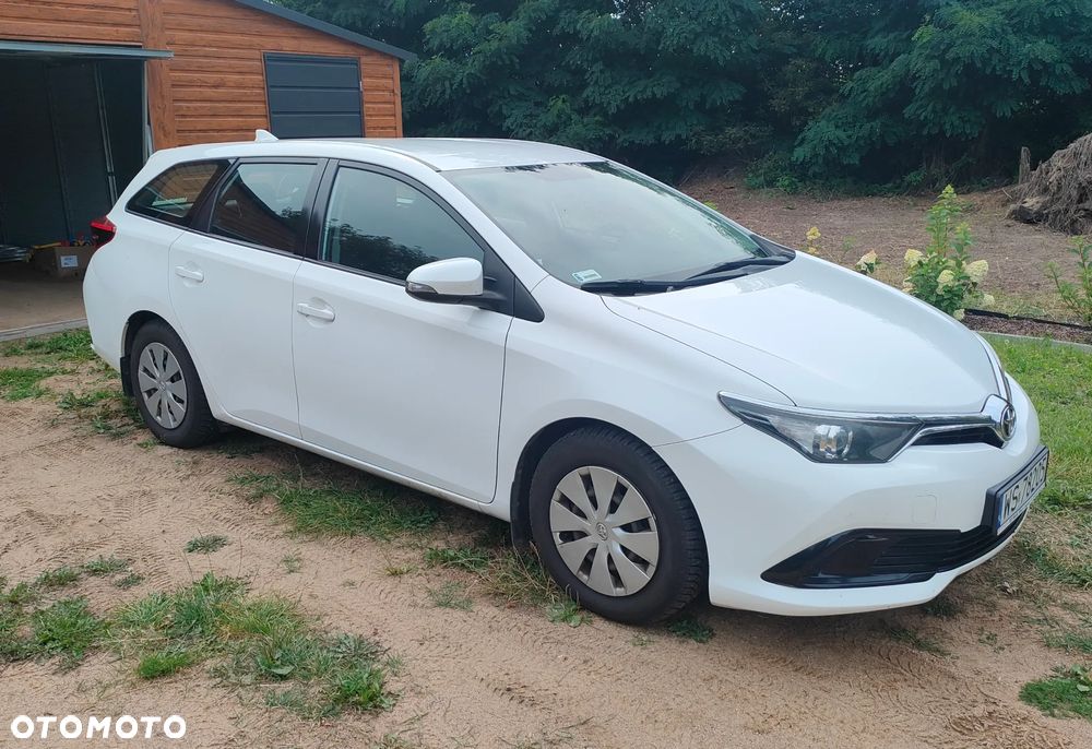 Toyota Auris 1.4 D-4D Active - 2