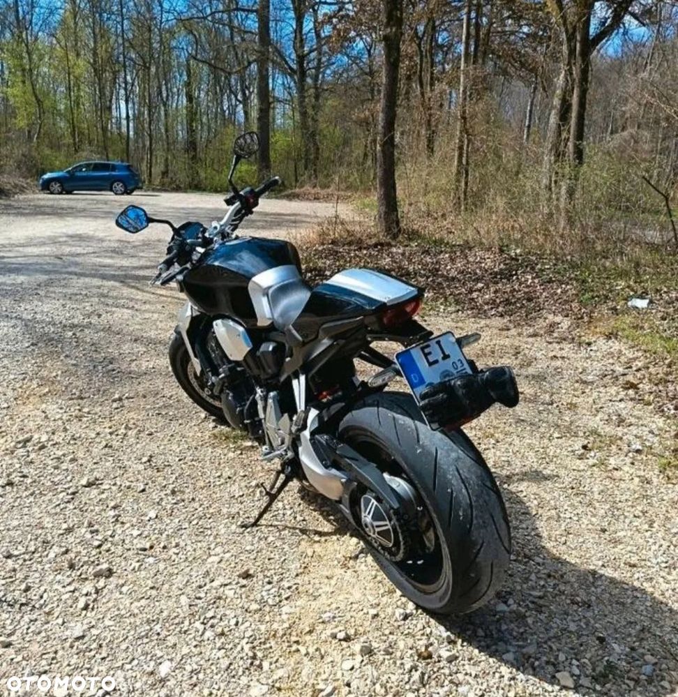 Honda CB - 7