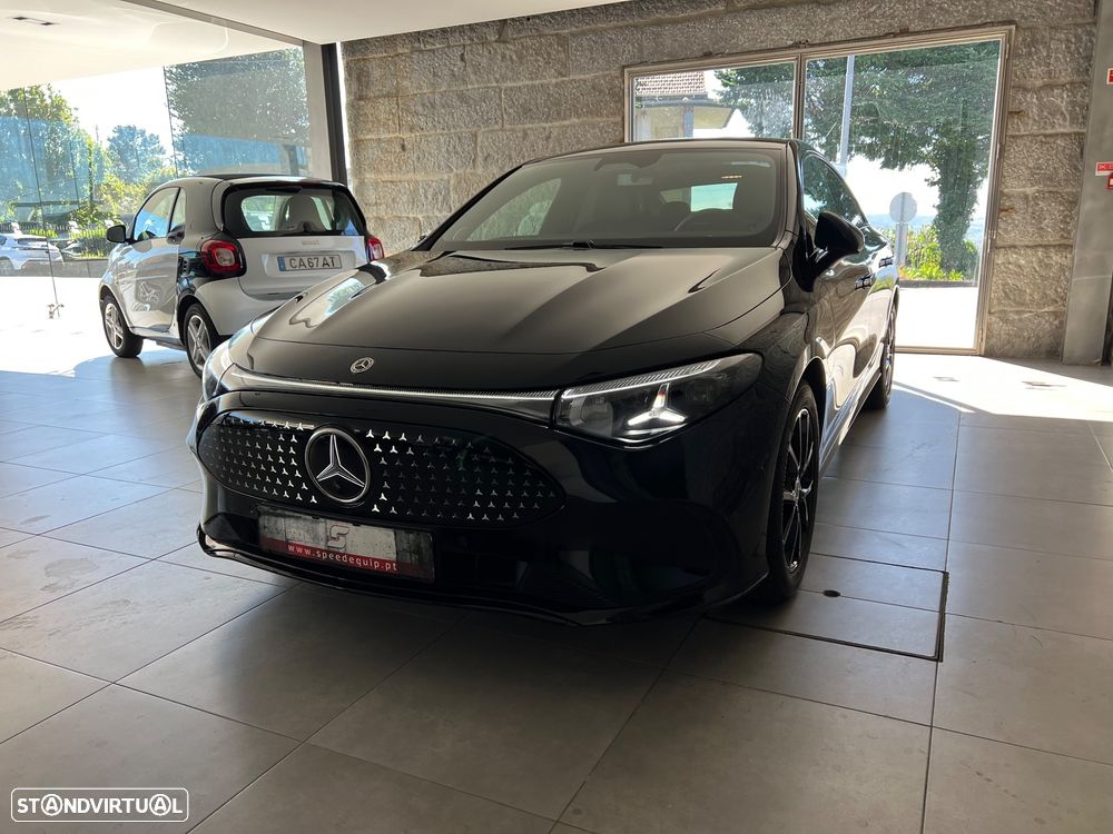 Mercedes-Benz CLA 250+ EQ - 4