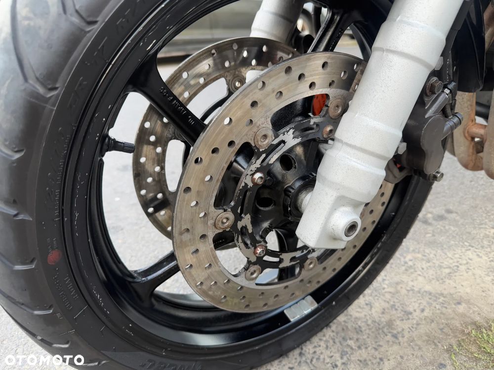 Yamaha FZ6 - 18