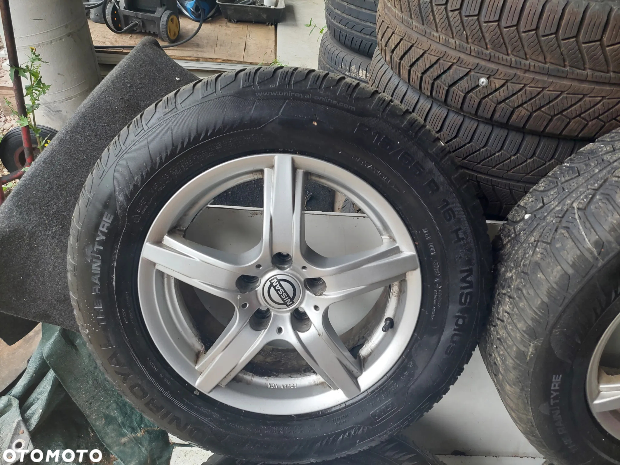 KOŁA ALUFELGI NISSAN 5X114,3 R16 Opony Zimowe Uniroyal 215x65 R16 - 3