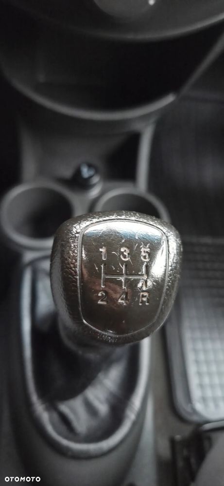 Chevrolet Spark - 27