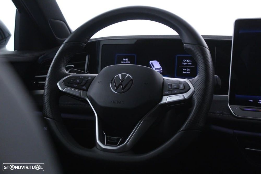 VW Passat Variant 1.5 TSI eHybrid R-Line DSG - 17