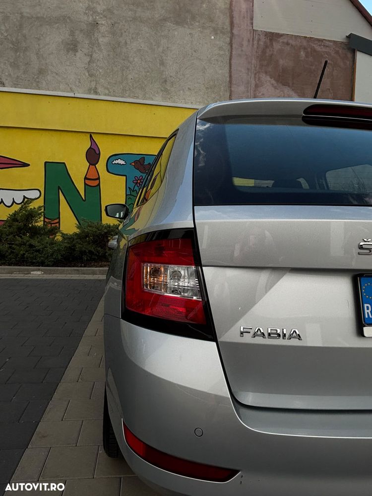 Skoda Fabia 1.0 TSI 95 CP Essence - 5