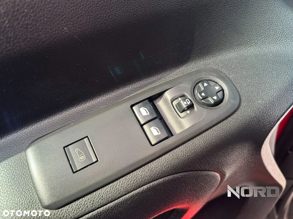 Peugeot Partner 4x4 1.5 Long Premium - 17