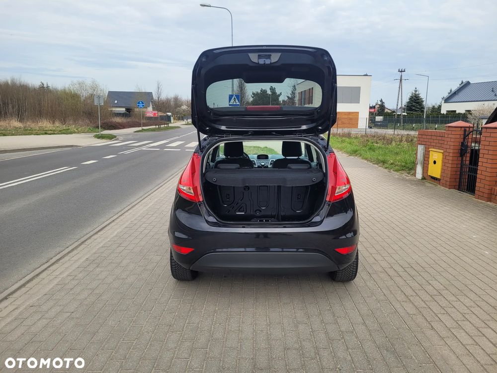 Ford Fiesta 1.6 TDCi Titanium - 9