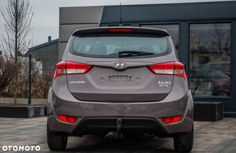 Hyundai ix20 - 15