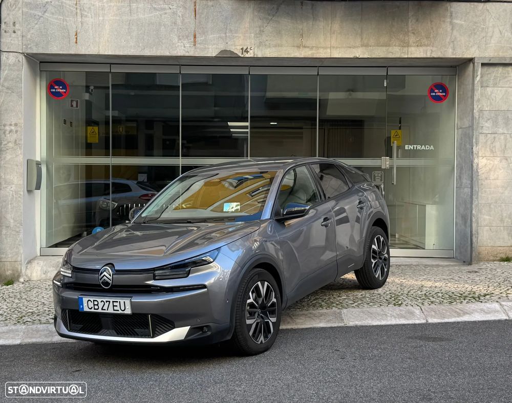 Citroën C4 1.2 PureTech Max EAT8 - 1