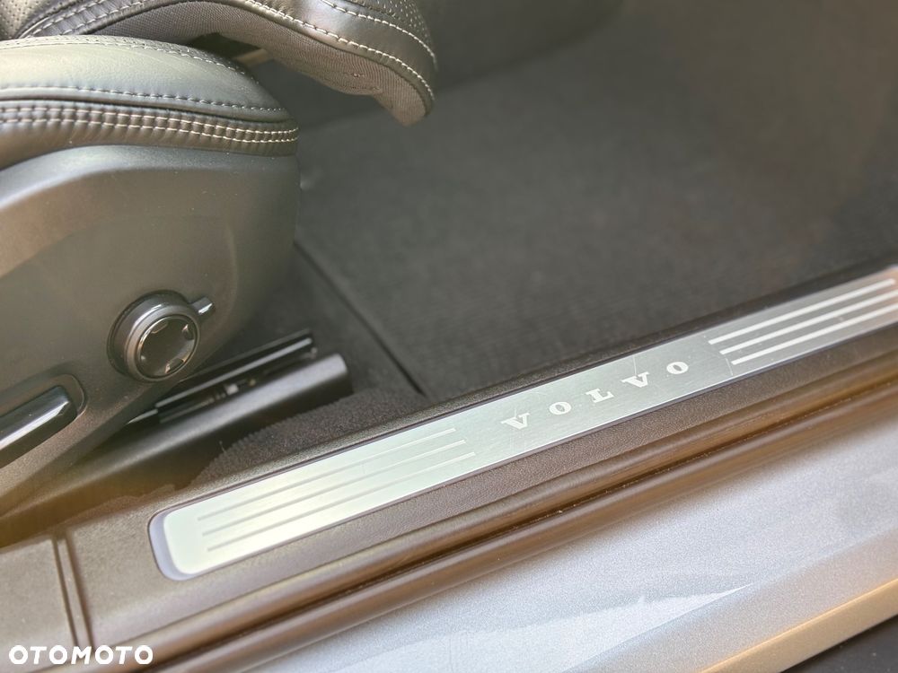 Volvo V90 Cross Country T5 AWD Pro - 14