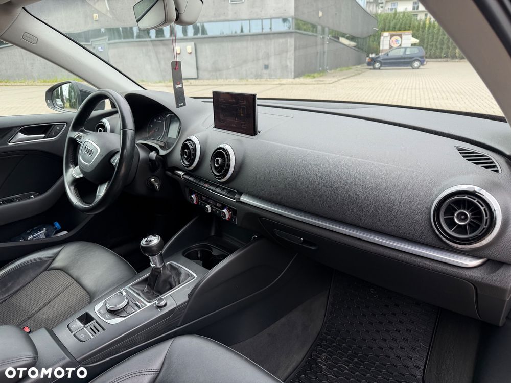 Audi A3 Sportback - 23