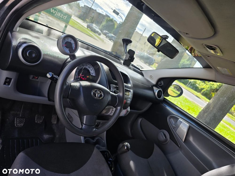 Toyota Aygo - 13