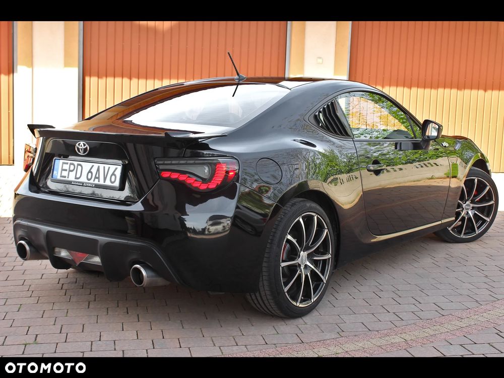 Toyota GT86 2.0 Prestige - 4