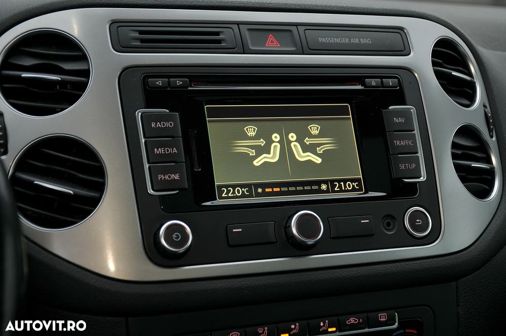 Volkswagen Tiguan 2.0 TDI SCR 4MOTION BlueMotion Technology DSG Lounge Sport & Style - 14