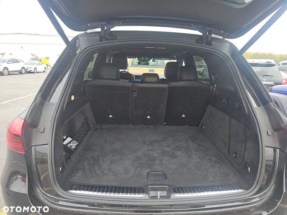 Mercedes-Benz GLE - 10