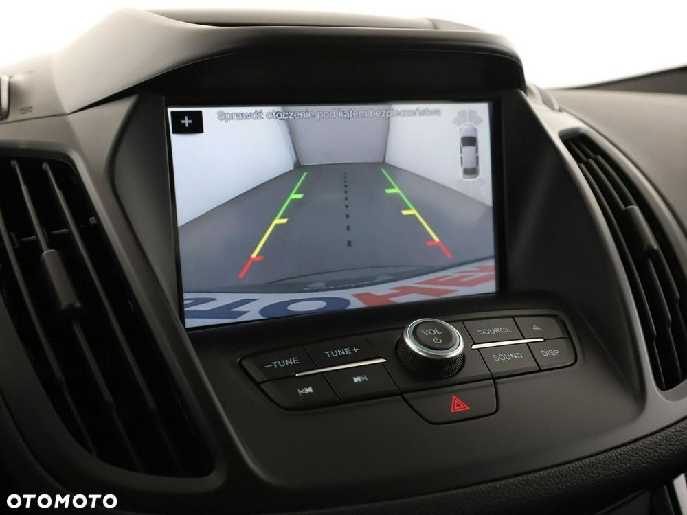 Ford Kuga 1.5 EcoBoost 2x4 ST-Line - 25