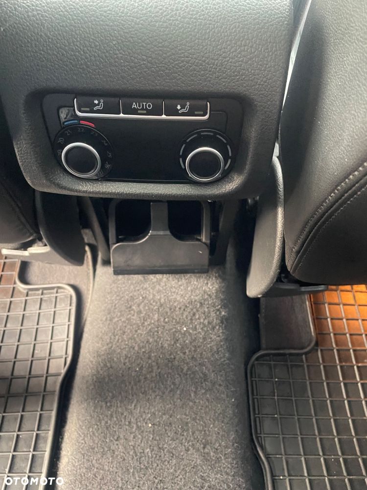 Volkswagen Sharan 2.0 TDI BMT 4Mot Highline DSG - 15