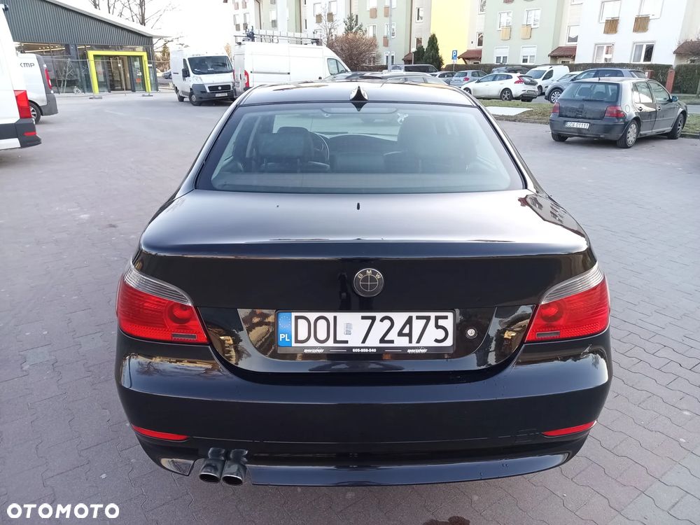 BMW Seria 5 525d - 7