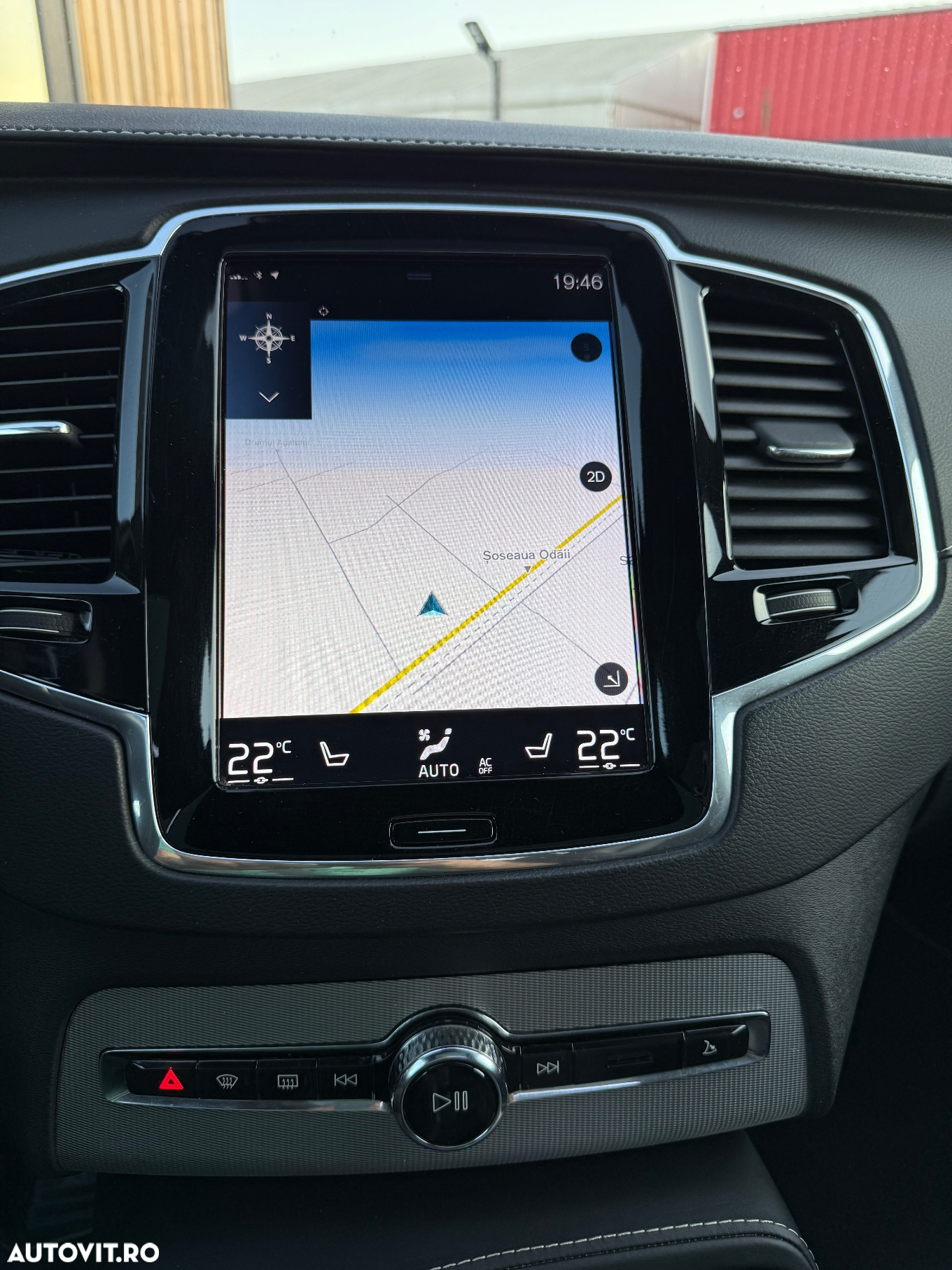 Volvo XC 90 T8 AWD Recharge Geartronic RDesign - 31