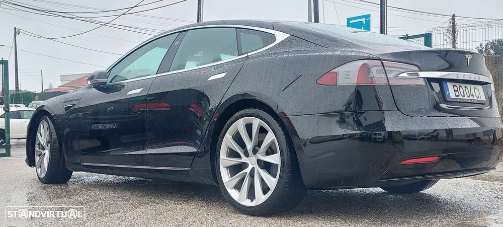 Tesla Model S 100 kWh Long Range Plus AWD - 12