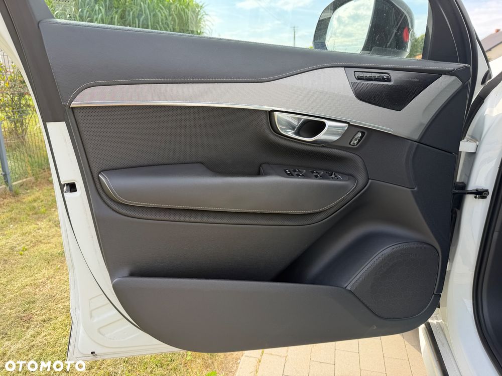 Volvo XC 90 - 17