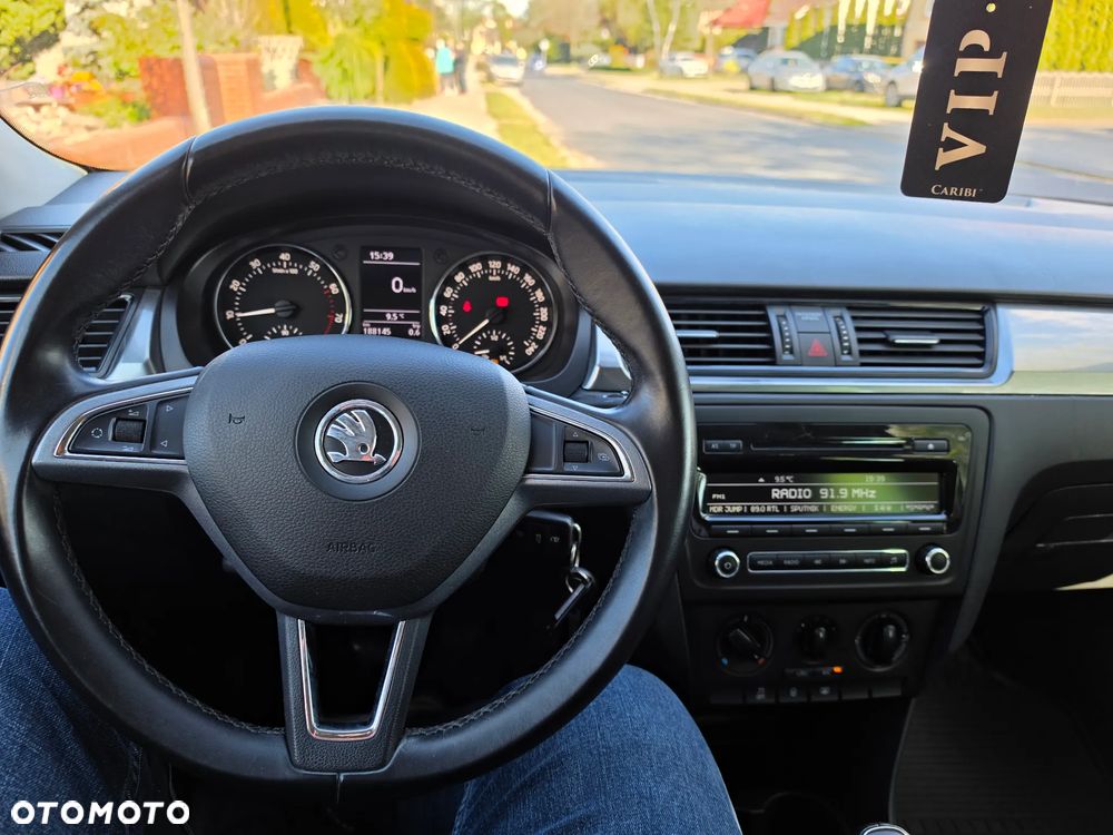 Skoda RAPID 1.2 TSI Ambition - 11