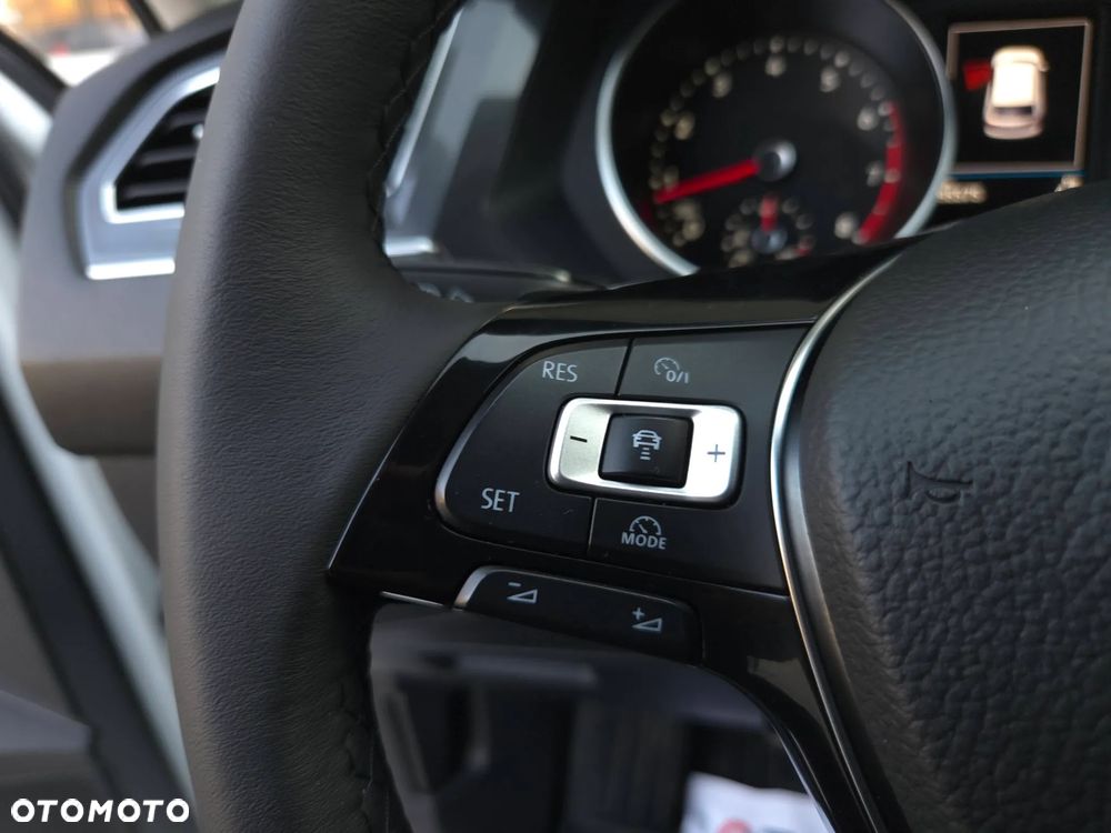 Volkswagen Tiguan Allspace 2.0 TSI 4Motion DSG Highline - 24