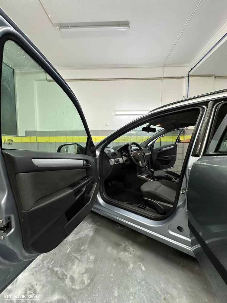 Opel Astra Caravan 1.3 CDTi Cosmo - 2