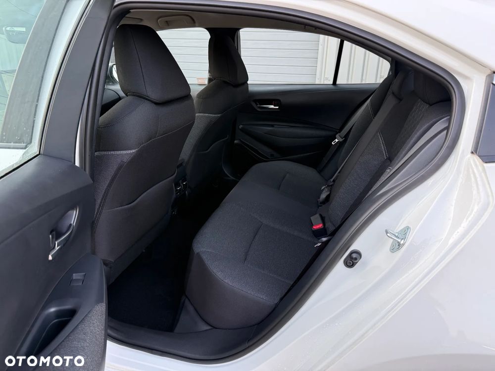 Toyota Corolla - 21